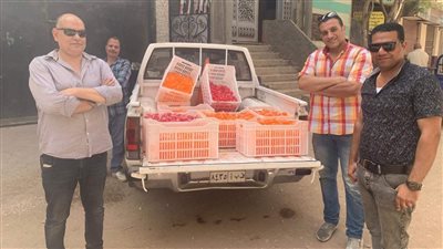 ضبط عصائر مجهولة المصدر ودقيق بلدي قبل بيعه بالفيوم 