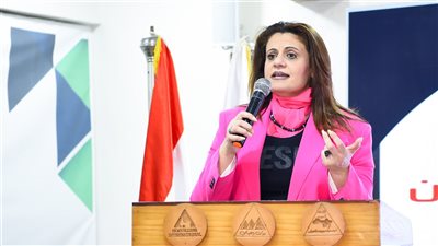 سها جندي: مكافحة الهجرة غير الشرعية تحظى باهتمام غير مسبوق من الرئيس السيسي