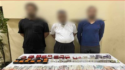 ضبط 3 أشخاص بالقاهرة لقيامهم بترويج خطوط هواتف محمولة مجهولة المصدر