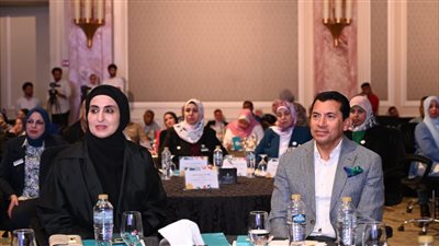 وزير الشباب والرياضة يشهد اللقاء التشاركي الأول لتبادل الخبرات