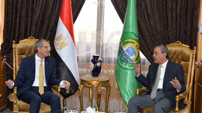 محافظ الإسماعيلية يستقبل وزير الاتصالات لافتتاح عدد من المشروعات