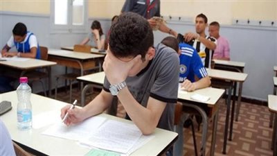  «التعليم» تحذر من جروبات بيع أسئلة الثانوية العامة (فيديو)