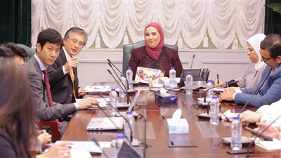 القباج تلتقى سفير اليابان بالقاهرة ووفد 