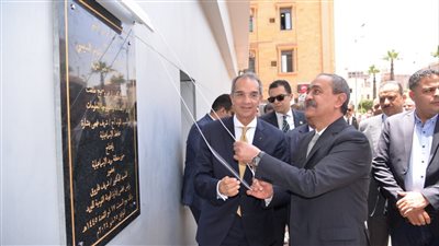 وزير الاتصالات: 1000 ماكينة صراف آلي جديدة بمكاتب البريد