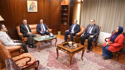 محافظ المنوفية يلتقى رئيس مجلس إدارة صندوق التنمية  الحضرية لتعزيز التعاون