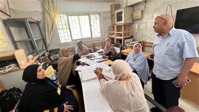 تكريم مديرتى  مركز طبى ورعاية الطفل ومكافأة 4 ممرضات فى الفيوم 