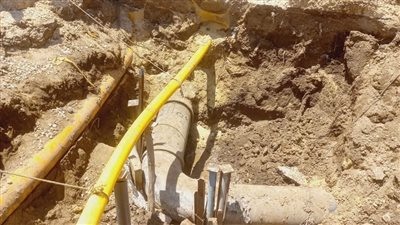  محافظ الدقهلية يكلف بمتابعة هبوط أرضي بشارع جسر النيل بدقادوس