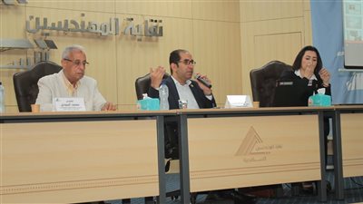 رئيس غرفة الصناعات الهندسية يؤكد الصناعات تمثل أهم ركائز الإقتصاد المصرى 