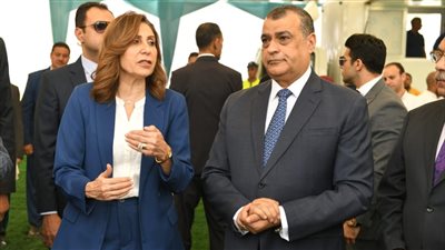 وزيرا الثقافة والإنتاج الحربي يتفقدان 8 مسارح متنقلة تمهيدًا لإطلاقها لخدمة قرى 