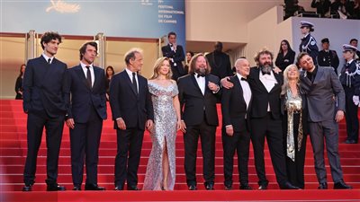 تناقضات غريبة في الدورة 77 من مهرجان كان السينمائي.. علامات استفهام دون إجابة