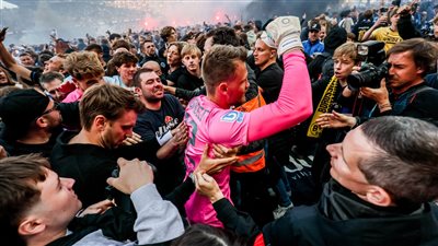 كلوب بروج يتوج بلقب الدوري البلجيكي الـ19 في تاريخه