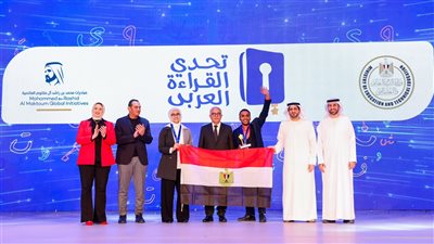 الشيخ محمد بن راشد يحيى مصر على مشاركتها في  