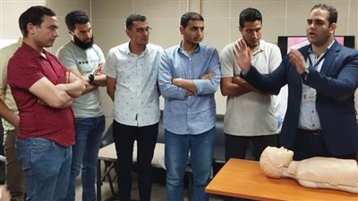 تدريب أطباء الرعاية الصحية بالإسماعيلية على الإنعاش القلبي الرئوي