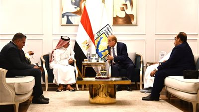 محافظ جنوب سيناء يستقبل نائب رئيس الاتحاد السعودي للهجن 