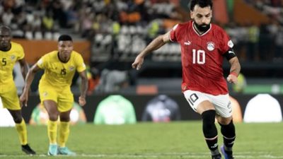 بلاتر يتغنى بقوة منتخب مصر ويستشهد بـ محمد صلاح