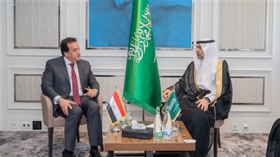 وزير الصحة يلتقي نظيره السعودي لمناقشة الموقف التنفيذي لمشروعات التعاون في القطاع الصحي