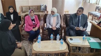 السكرتير المساعد بالفيوم يشهد لقاء خدمة المواطنين بمركز يوسف الصديق 