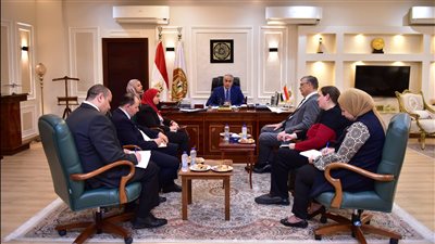 وزير العمل يلتقي السفير الهولندي لبحث ملف تنقل الأيدي العاملة وتمكين المرأة