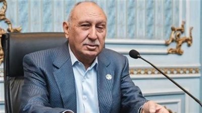 برلماني يثمن جهود المنطقة الاقتصادية لقناة السويس لجذب الاستثمارات وتوطين الصناعة 