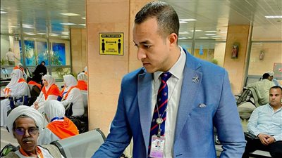 مطار الأقصر الدولى يودع  أولى رحلات حجاج بيت الله الحرام 
