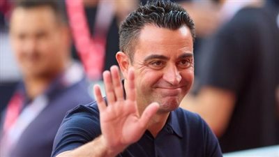 برشلونة يكشف مصير عقد تشافي في بيان رسمي