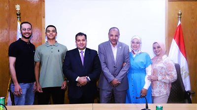 إحالة مدير مكتب رئيس جامعة جنوب الوادي إلى التقاعد 