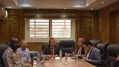 المشرف علي العلاقات الزراعيه الخارجية يعقد اجتماعا مع سكرتير عام الاتفاقية الدولية لوقاية النباتات IPPC