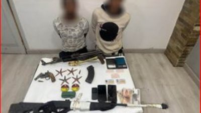 القبض على عاطلين بسلاح وهيروين بالبحر الأحمر  
