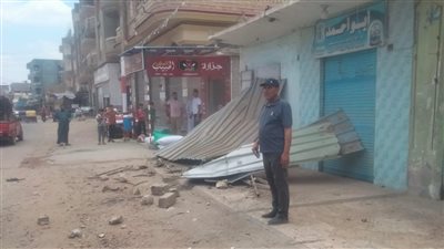 إزالة 121 حالة إشغال طريق بمنطقة الكورنيش في دمنهور