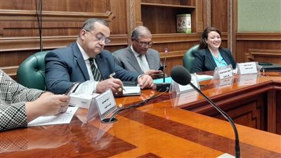  عمرو عباس: وزارة الهجرة تحرص على إيجاد آليات جديدة من وسائل التواصل مع كل المغتربين 