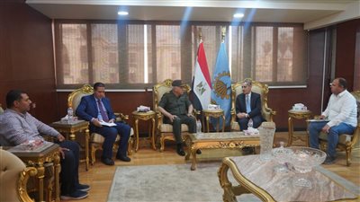محافظ الغربية يبحث سبل التعاون مع رئيس الشركة الوطنية للأسمنت