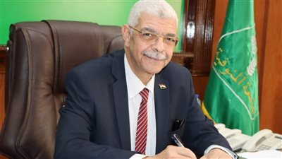 رئيس جامعة المنوفية يتابع سير أعمال الامتحانات بكلية الهندسة