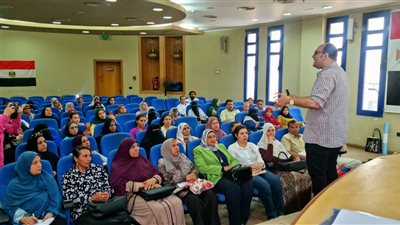 المنيا تنظم ندوات لرفع الوعي ودعم وتمكين المرأة