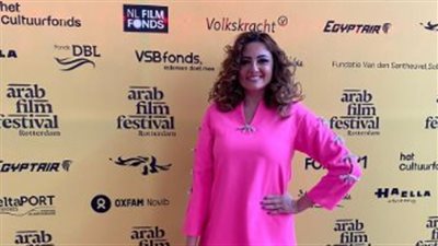 انطلاق حفل  مهرجان روتردام للفيلم العربي بحضوربشري وهشام ماجد 