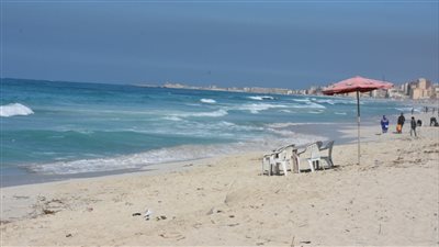 مصرع شاب غرقاً بشاطئ شهر العسل بحي العجمي في الإسكندرية 