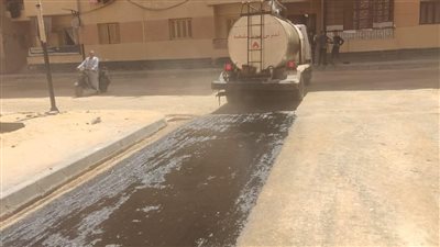 محافظ الغربية يتابع أعمال رصف محيط عمارات الأوقاف بالعجيزي