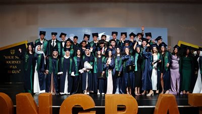 تعليم البحر الأحمر تحتفى بطلاب الدبلومة الأمريكية بالغردقة 