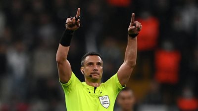 معلومات مثيرة عن حكم نهائي دوري الأبطال.. أتهم بقضية 