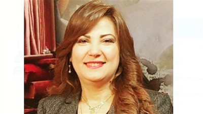 الإعلامية هبة الأخضر تشارك بكلمة في ندوة بمكتبة مصر العامة