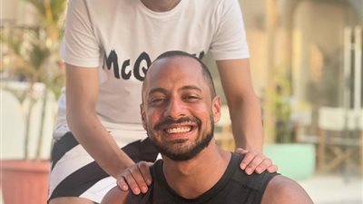 أنا عندي أخ.. عمرو وهبة يهنئ هشام جمال بعيد ميلاده (صور)