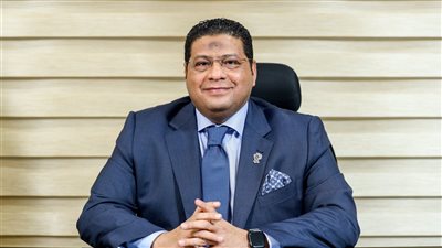 عبد اللاه: ملف الدعم العيني يحتاج لطرح المميزات والعيوب أمام المواطنين