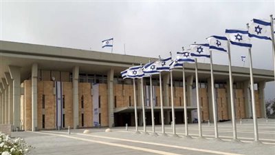 اندلاع حريق بالقرب من مبنى الكنيست الإسرائيلي بالقدس المحتلة