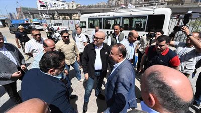 الجزار والشريف يتفقدان مشروع إنشاء كوبري على مستويين بالإسكندرية 