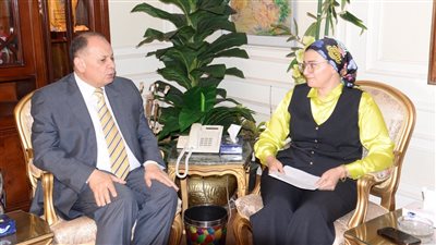 محافظ أسيوط: تفعيل التدريب الميداني للطلاب وزيارة المشروعات القومية