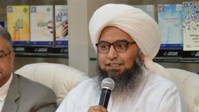 الحبيب علي الجفري يدعو إلى نفض حالة الجمود عند مناقشة أمور 