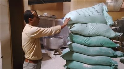 حملات تموينية موسعة على أسواق ومخابز كفر الشيخ 