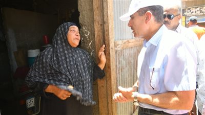 محافظ الغربية يستمع لشكاوى مواطني قطور ويوجه بحلها 