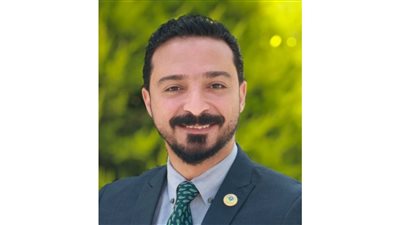 أغاريد ما بعد الأربعين.. كتاب جديد للفنان التشكيلي أحمد جمال عيد