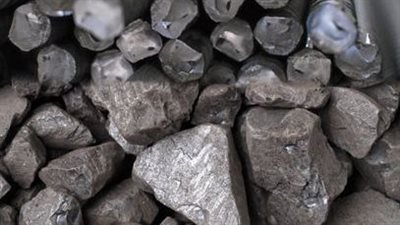 خام الحديد يهبط إلى أدنى مستوياته في 6 أسابيع 