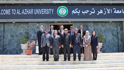 رئيس الوفد البرلماني بجمعية الصداقة المصرية التايلاندية يشيد بجهود الأزهر في نشر الوسطية 